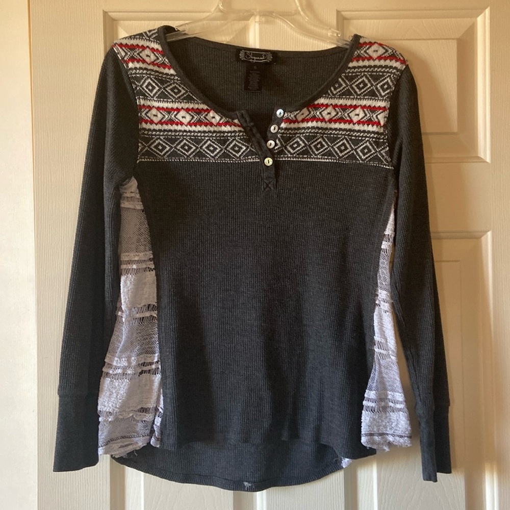 Shyanne sweater
